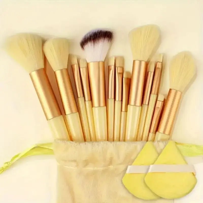 Set de pinceaux maquillage professionnels: pinceaux doux et moelleux pour fond de teint, poudre, ombres à paupières - A fleur de peaux
