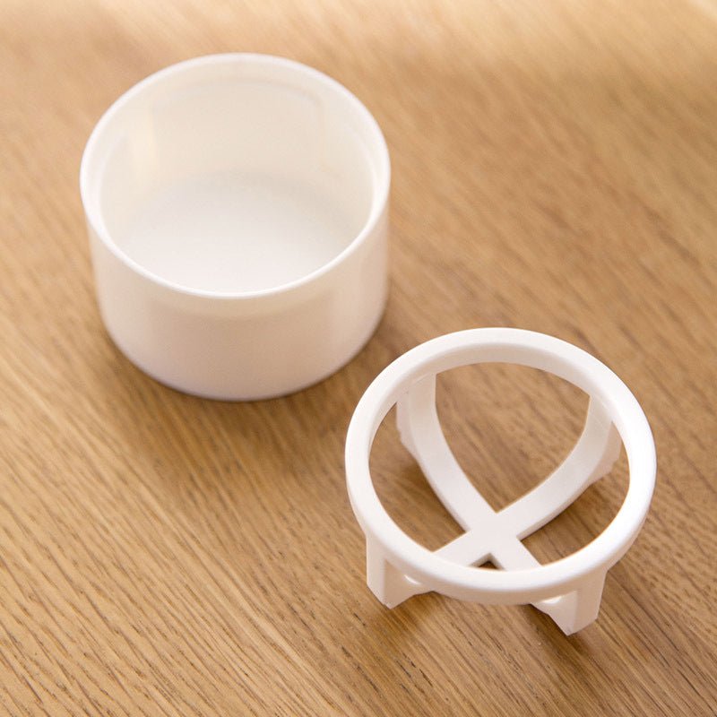 L'éponge absorbante pour maquillage avec son piédestal: l'accessoire incontournable pour un teint parfait - A fleur de peaux