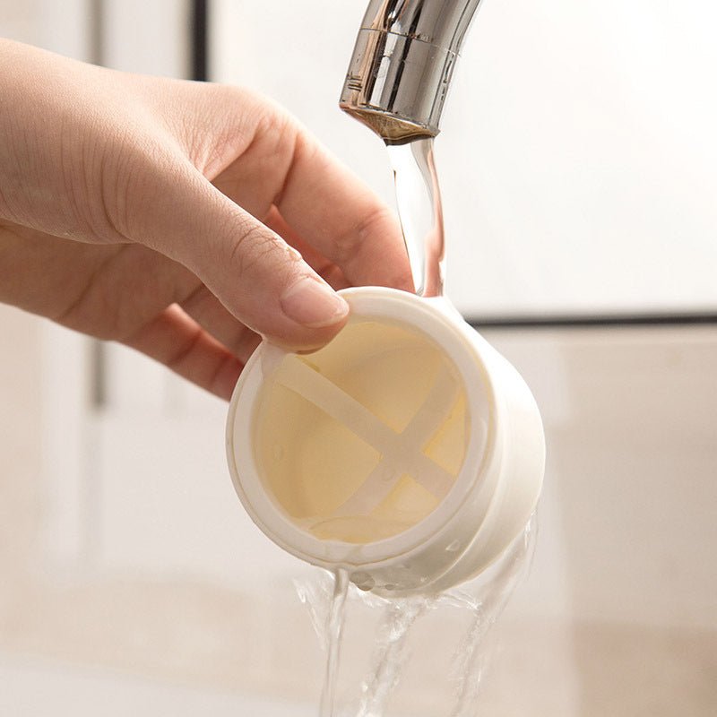 L'éponge absorbante pour maquillage avec son piédestal: l'accessoire incontournable pour un teint parfait - A fleur de peaux