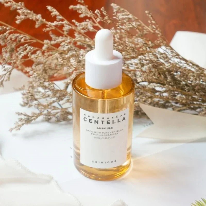 MADAGARSCAR CENTELLA | Ampoule de sérum facial à l'extrait original de Centella Asiatica, essence faciale réparatrice de la barrière cutanée, apaise l'acné, peau sensible, raffermissante - A fleur de peaux