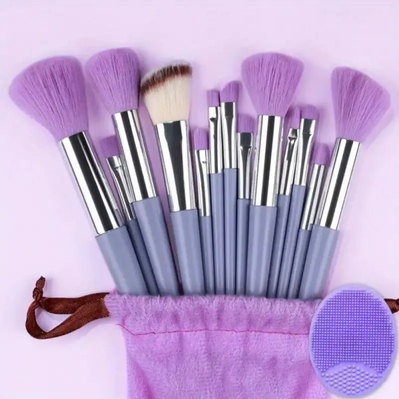 Set de pinceaux maquillage professionnels: pinceaux doux et moelleux pour fond de teint, poudre, ombres à paupières - A fleur de peaux
